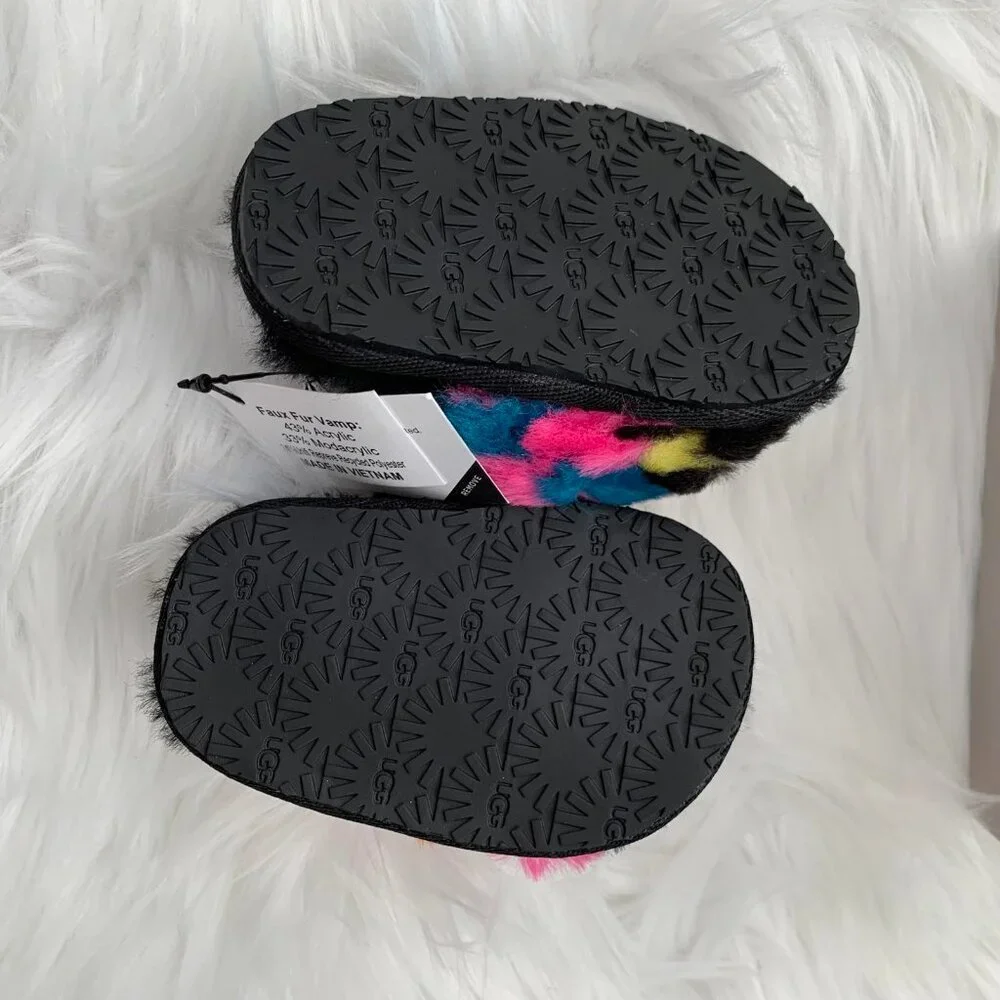NWT UGG Fluff Yeah Checks Slide baby sandals, 02/03 6-12 mos
